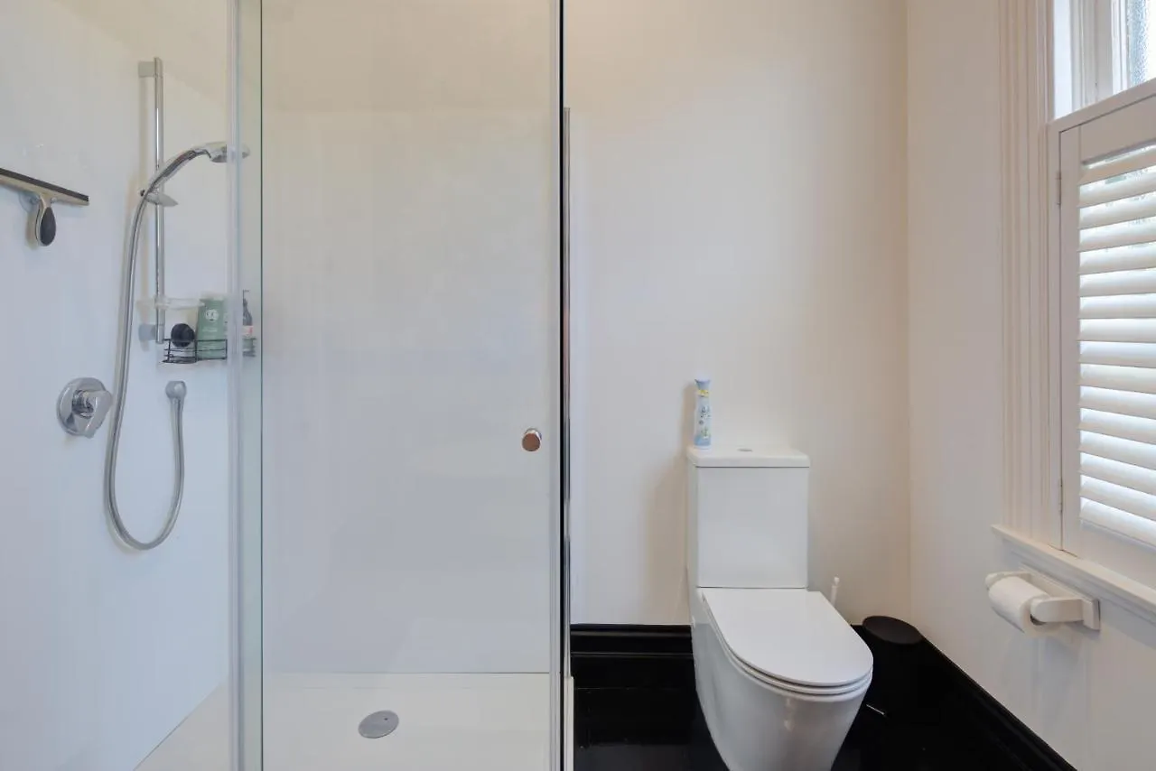 Thorndon Heritage Listed Villa Wellington 0*,